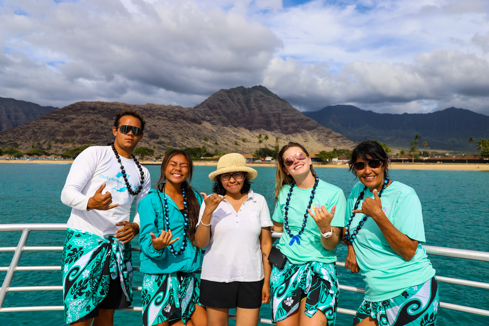 You are currently viewing 5 Ways to Enjoy Dolphins and You tour in Oahu